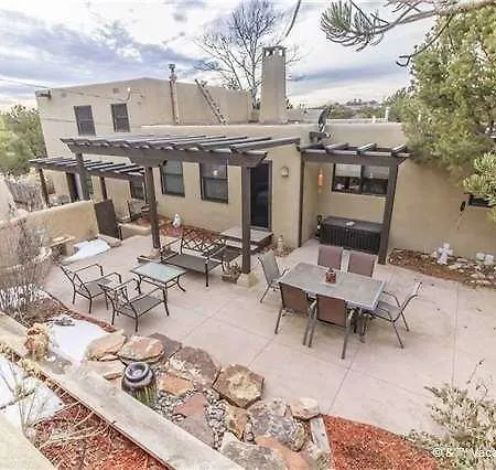 Hébergement de vacances Catch The Wind Three-bedroom Holiday *